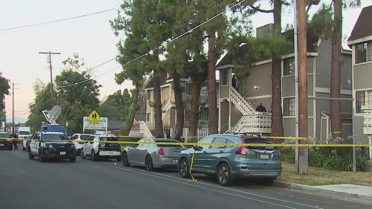 Man fatally stabbed in Canoga Park